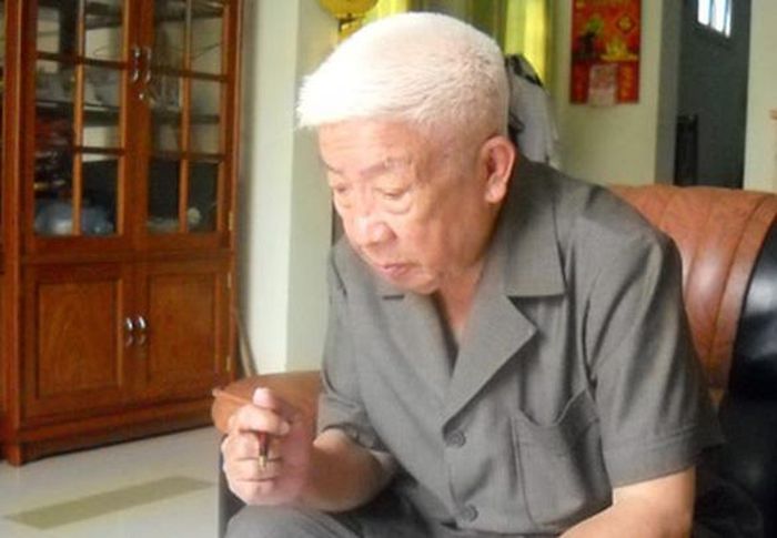 Nhà thơ Văn Công