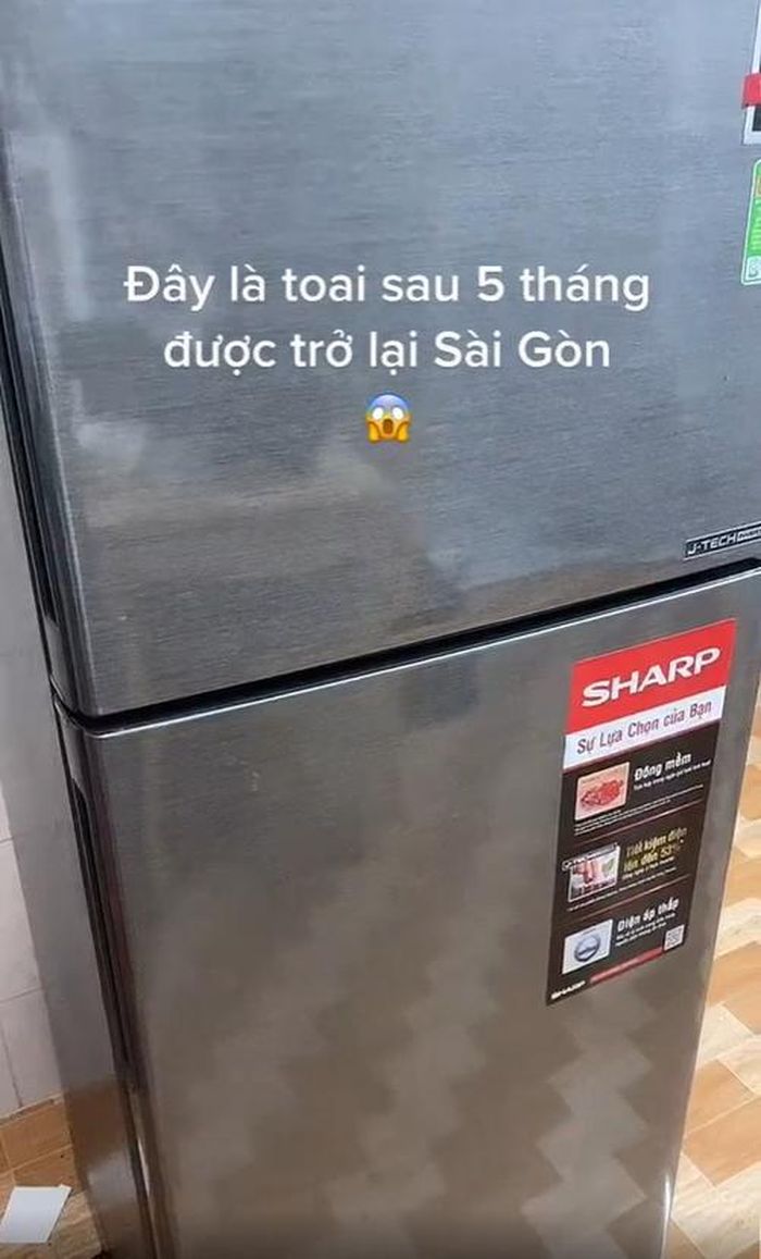 Ngày Sài Gòn nới lỏng giãn cách, nhiều người mong ngóng được quay lại, tiếp tục "cuộc sống bình thường mới" sau chuỗi ngày xa thành phố này.