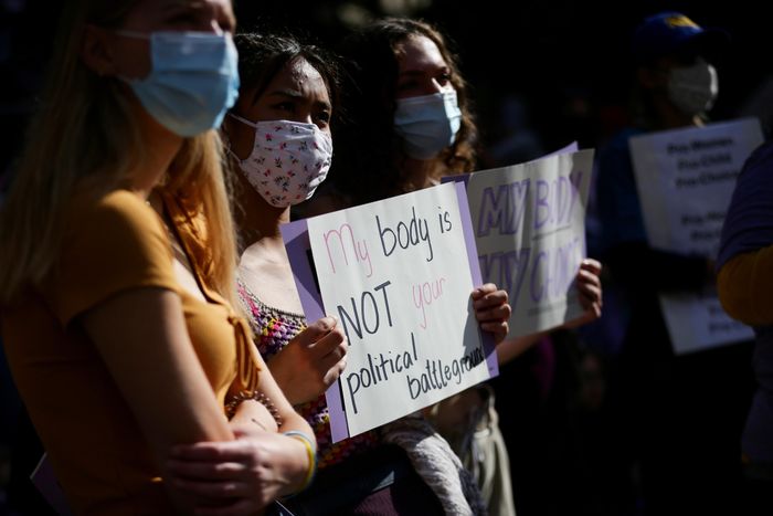  Women's March là một trong những tổ chức quan trọng trong phong trào phản đối chính quyền ông Donald Trump. Nhóm này từng dẫn đầu một số cuộc biểu tình chống lại chính sách nhập cư của ông Trump và một số quyết định khác. 