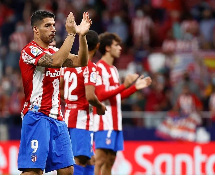 Atletico Madrid đang có 17 điểm sau 8 trận ở La Liga mùa này và tạm vươn lên bằng điểm với đội nhất bảng Real Madrid trước khi "Kền kền trắng" làm khách của Espanyol lúc 21h15 tối nay (3/10, giờ Việt Nam).