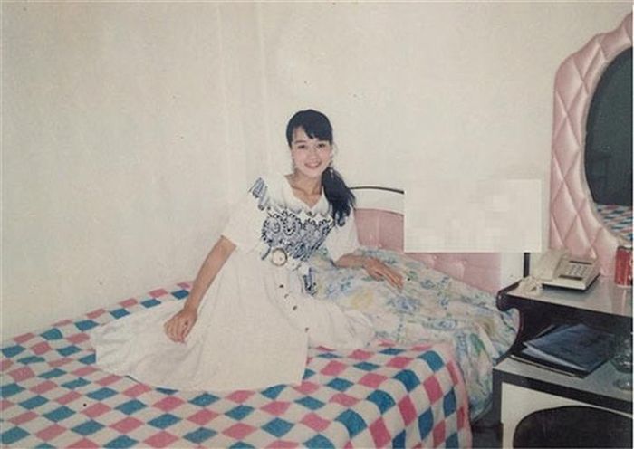 Vân Dung từng tâm sự, ngay từ nhỏ, cô đã thích trở thành diễn viên. Là người hoạt động nghệ thuật, bố mẹ cô biết rõ cuộc sống của nghệ sĩ vất vả và bấp bênh thế nào nên ban đầu họ không hề muốn Vân Dung đi theo nghiệp diễn. Tuy nhiên, khi thấy con gái có năng khiếu và đặc biệt là đam mê, họ hết lòng ủng hộ.