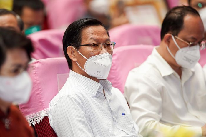  Chủ tịch UBND TP.HCM Phan Văn Mãi, Phó bí thư Thành ủy TP.HCM Nguyễn Hồ Hải cùng nhiều lãnh đạo thành phố tham dự buổi lễ. 