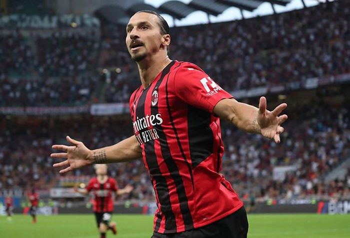 Mùa này, Ibra mới đã 30 phút ở trận gặp Lazio, nhưng đã ghi 1 bàn. Ảnh Giuseppe Cottini, Getty Images