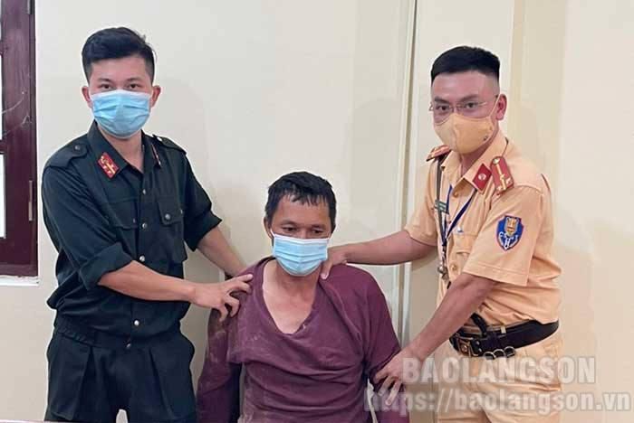 Lực lượng cảnh sát giao thông, Công an tỉnh phối hợp bắt giữ đối tượng phạm tội về ma túy