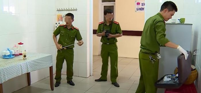 Ngay sau khi tiếp nhận tin báo, Công an Thành phố phối hợp Viện kiểm sát nhân dân Thành phố khẩn trương tiến hành các biện pháp điều tra, xác minh. Thời điểm này nạn nhân đã được đưa về gia đình khâm liệm. Quá trình xác minh, đến ngày 25/12/2019 thấy có dấu hiệu của tội phạm, Cơ quan Cảnh sát điều tra Công an thành phố Thái Bình đã ra Quyết định Khởi tố vụ án "Giết người'. 