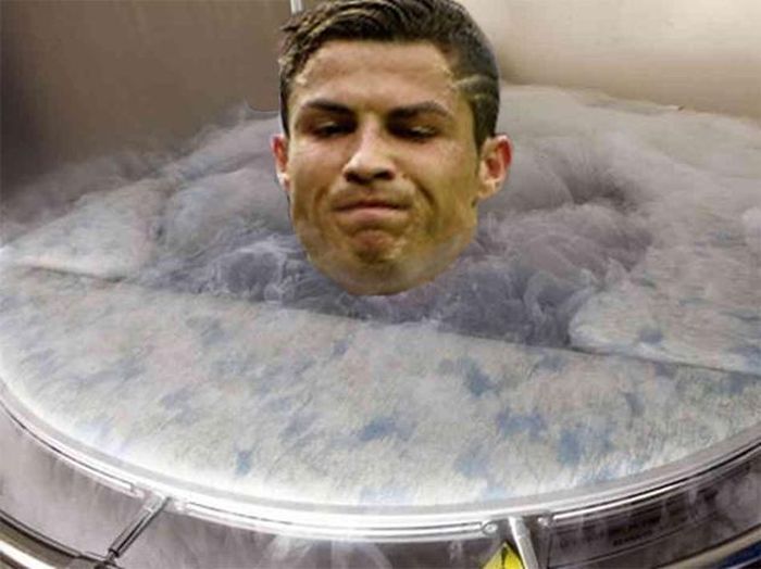 Ronaldo mang buồng đá từ Madrid sang Turin và giờ tiếp tục theo anh đến Manchester khi trở lại khoác áo MU
