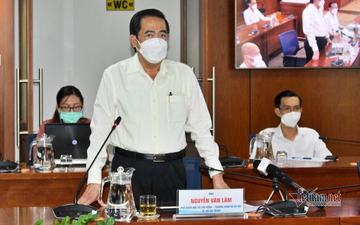 Đại diện Sở LĐTB&amp;XH TP.HCM cho biết, sẽ có 3 đoàn kiểm tra công tác chi trả đợt 3 cho người dân