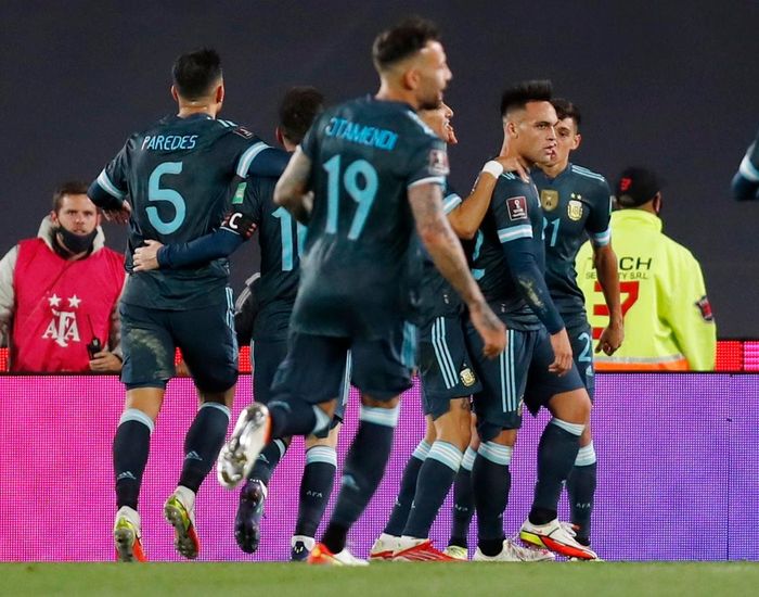 Chân sút thuộc biên chế Inter đang có phong độ cao trong màu áo Argentina. Anh đã ghi 5 bàn, kiến tạo 2 lần trong 7 trận gần nhất cho "Albicelestes".