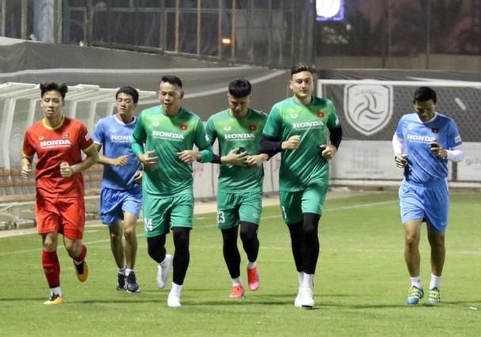 Cả ba thủ môn hiện tại của Tuyển Việt Nam đều không mang đến sự yêu tâm. Ảnh: VFF