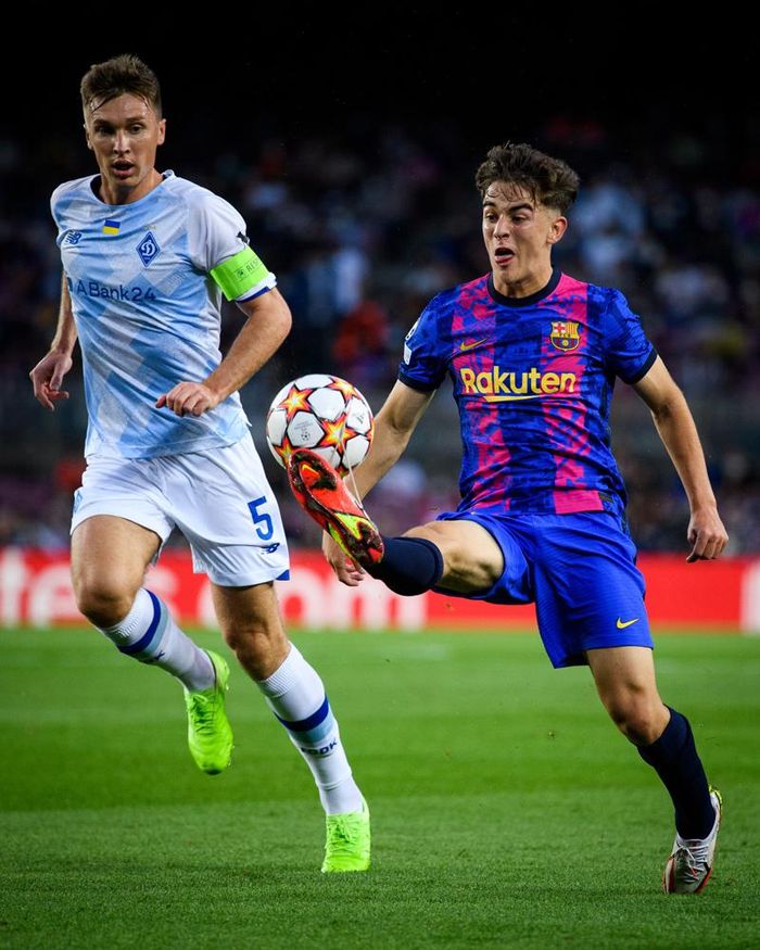 Tài năng trẻ Gavi tiếp tục thi đấu nổi bật trên hàng tiền vệ Barca