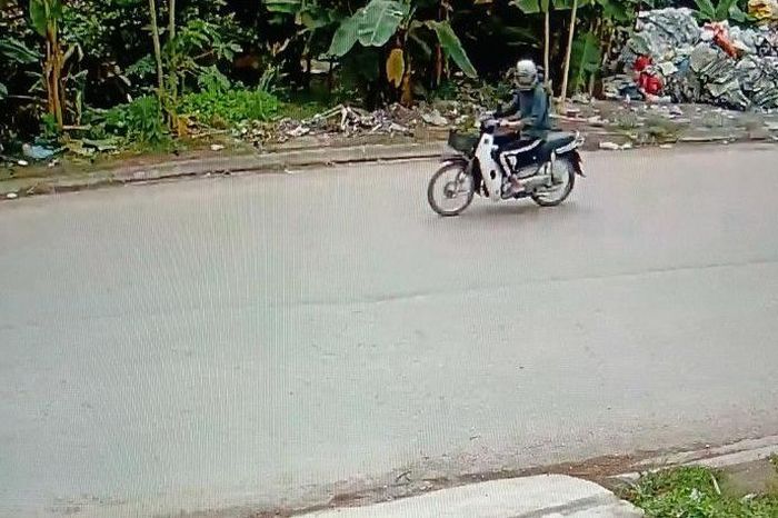  Hình ảnh lúc Hiếu bỏ trốn. Ảnh: Công an cung cấp. 
