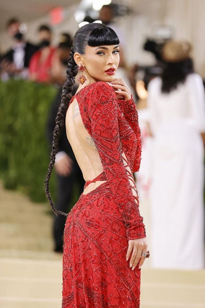 Megan Fox mặc váy tại các sự kiện thảm đỏ. Ảnh: ELLE.