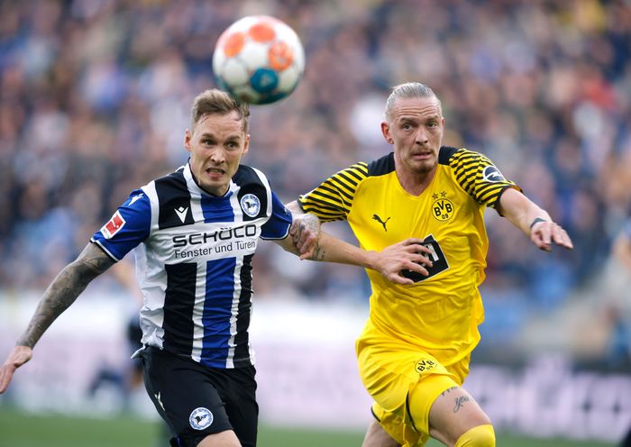  Phía Bielefeld cũng có không ít cơ hội khi tung ra tới 16 cú sút trong trận và 7 trong số đó đi trúng khung thành Dortmund. Tuy nhiên, trong ngày thi đấu kém hiệu quả, chừng đó là không đủ để Bielefeld làm nên bất ngờ trước Dortmund. 