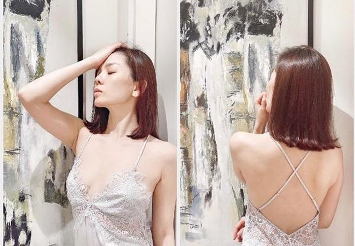 Nhờ chăm chỉ tập luyện, sắc vóc của "Nữ hoàng phòng trà" ngày càng mặn mà, thu hút. Khi ở nhà, người hâm mộ thấy một Lệ Quyên dịu dàng hơn với những set đồ ngủ phong phú, trong đó có chiếc đầm 2 dây phối ren xẻ sâu quyến rũ.