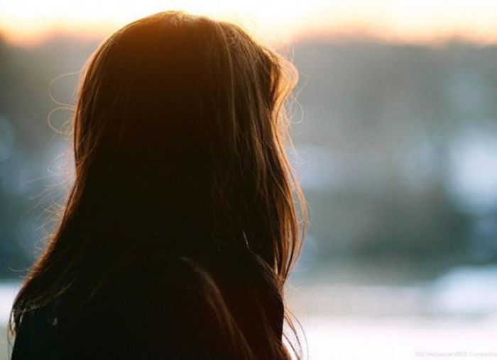 Giá như ngày đó em hiểu anh hơn, em đừng mãi im lặng. Ảnh minh họa.