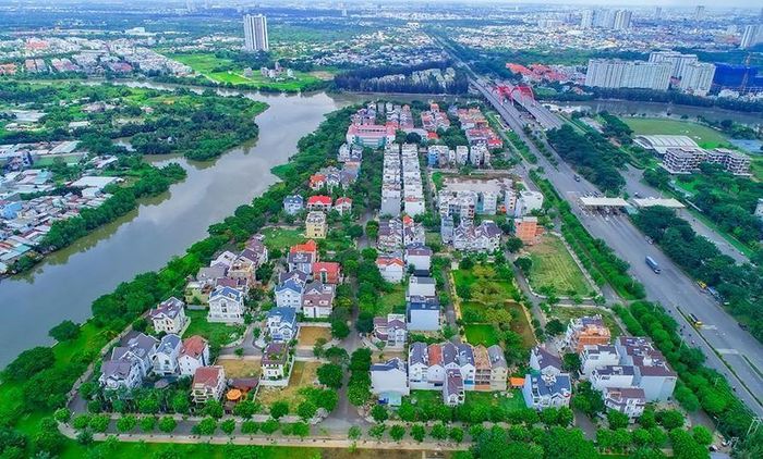 Dự án dân cư Ven Sông tại phường Tân Phong, quận 7.