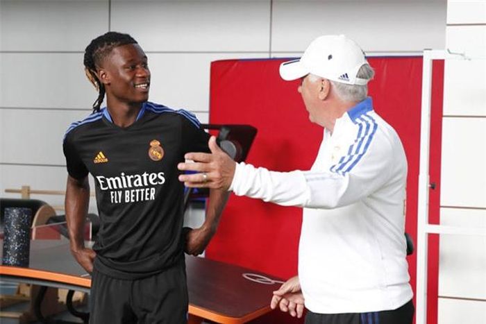 HLV Ancelotti đánh giá rất cao Camavinga