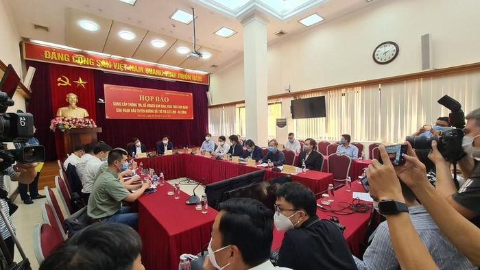 Quang cảnh buổi họp báo