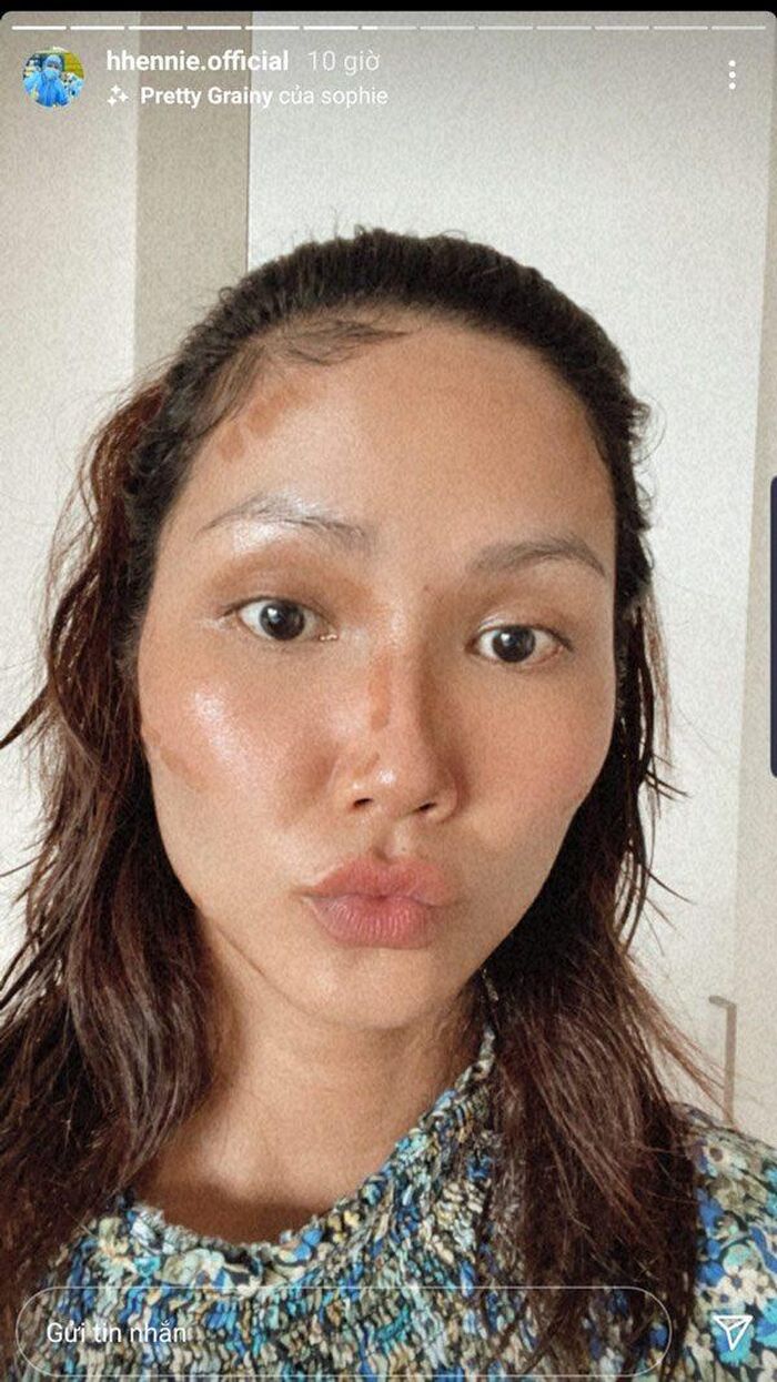 Có lúc lại tự kẻ không hài hòa. 