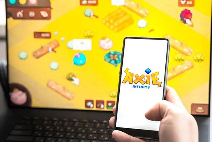 Nhiều game thủ Axie Infinity bị lừa đảo mất tiền bởi sự cố hy hữu.