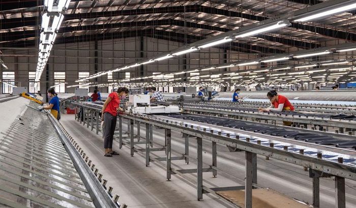 Xưởng in vải tự động của TNG công suất in từ 70.000 - 100.000 thành phẩm, bán thành phẩm trong một ngày. 