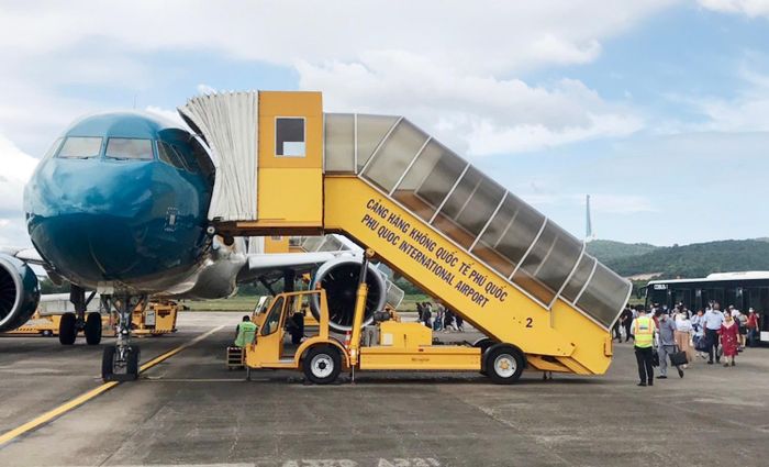 Sân bay Phú Quốc đang đón khách nội địa với tần suất 7-8 chuyến mỗi ngày. Ảnh: Nguyễn Minh.