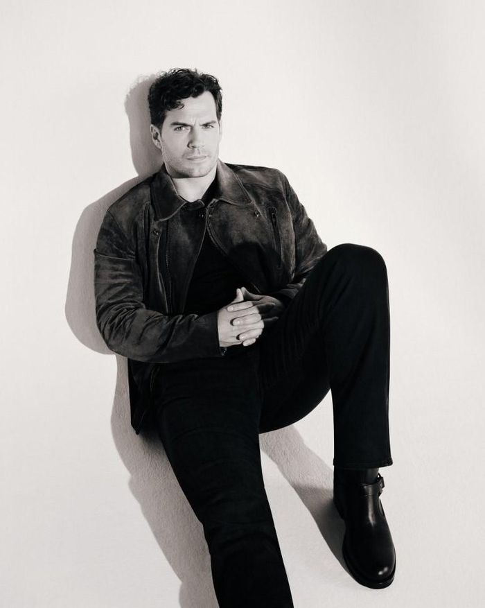 Henry Cavill được đạo diễn Christopher McQuarrie khen ngợi mang phong thái ngôi sao cổ điển. Ảnh: Hollywood Reporter. 