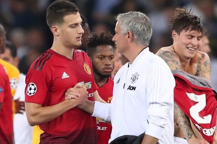 Dalot được Mourinho đưa về MU vào hè 2018