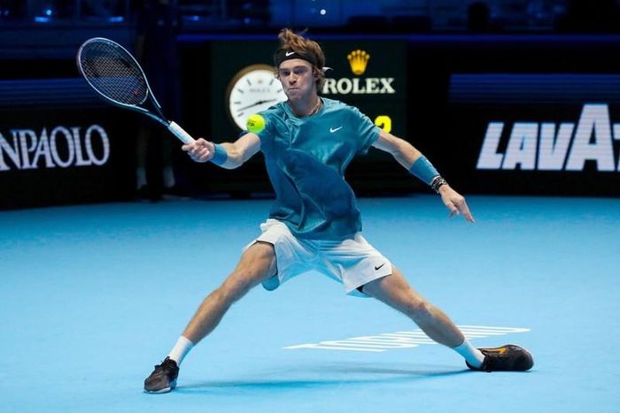 Andrey Rublev nếm trải nhiều kinh nghiệm sau trận thua số 1 thế giới. ẢNH: GETTY