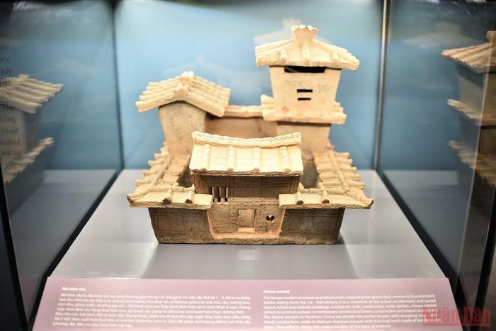  Triển lãm chuyên đề “Gốm Việt Nam: Một truyền thống riêng biệt - Nhìn từ sưu tập An Biên” nhằm nâng cao ý thức bảo tồn, phát huy những giá trị văn hóa, lịch sử dân tộc. 