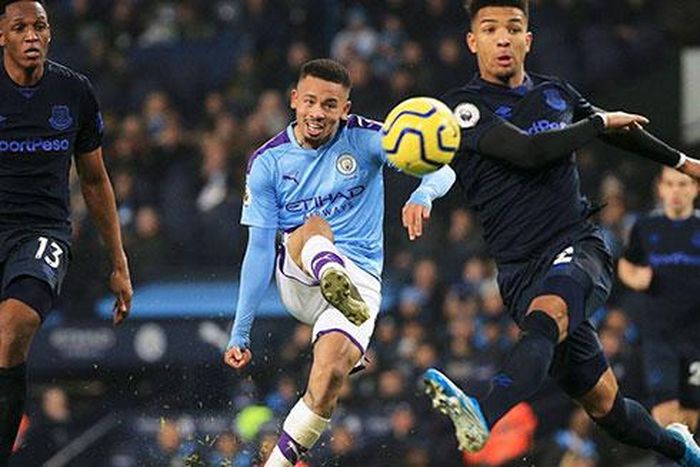 Thầy trò huấn luyện viên Pep Guardiola cần chiến thắng để duy trì bám đuổi Chelsea.