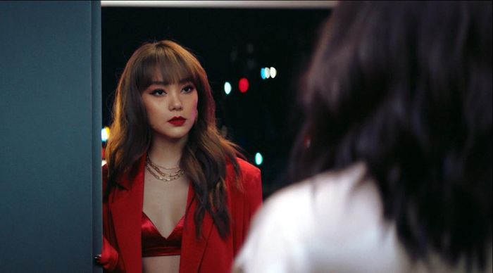  Cảnh Minh Hằng trong phim Bẫy ngọt ngào. Ảnh: CGV. 