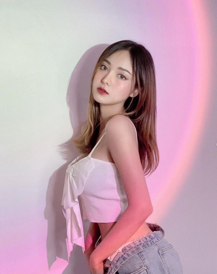 Mỗi hình ảnh của nàng hot girl Thái Lan đều thu hút vài chục nghìn lượt thích. Ảnh: Tổng hợp
