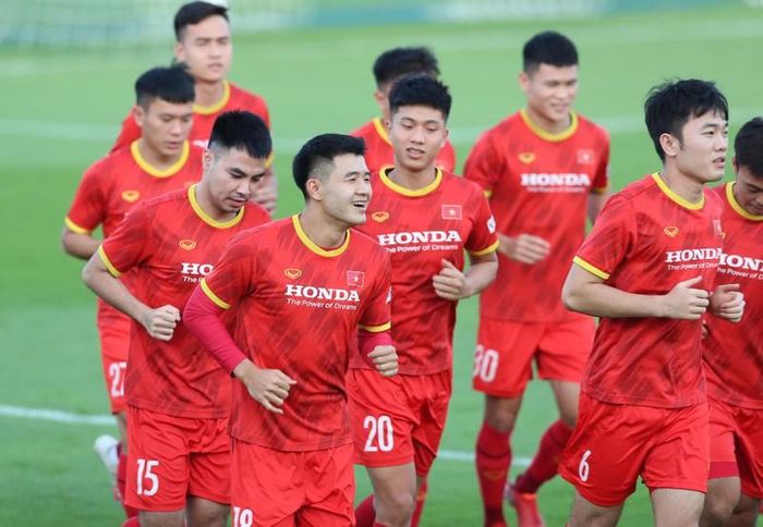 Để chuẩn bị cho chuyến tập huấn của đội tuyển, mặt sân Bà Rịa - Vũng Tàu đã được cải tạo lại rất đẹp, giống như các sân vận động tại giải ngoại hạng Anh.