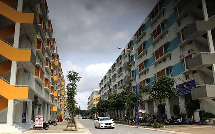 - Theo ông, để huy động nguồn lực cho phát triển nhà ở dành cho công nhân, cần đa dạng hóa nguồn lực bằng cách nào?