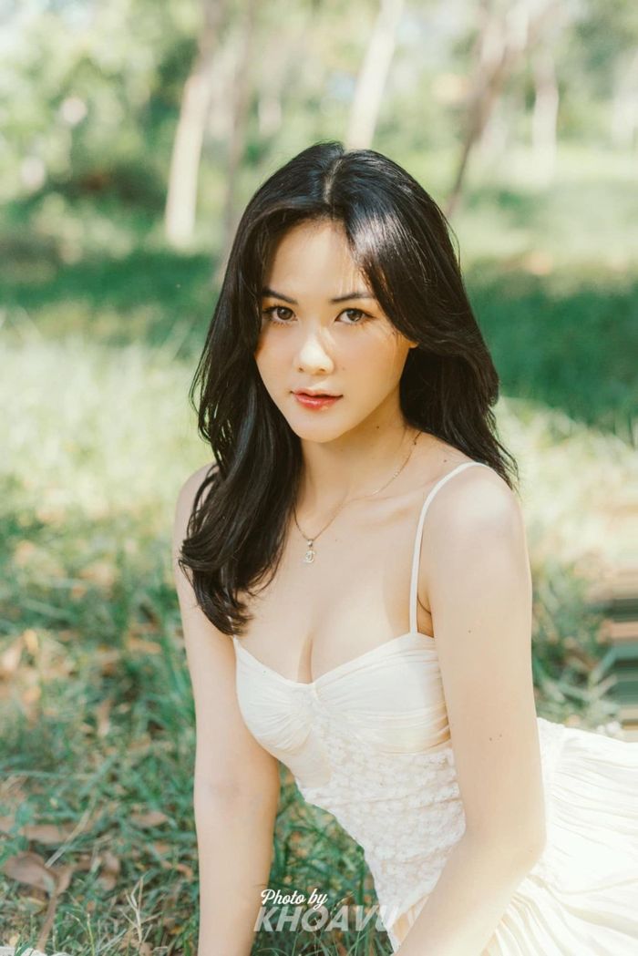 Ngoài ra, Trương Mụi còn là người mẫu tự do và KOL có tiếng.