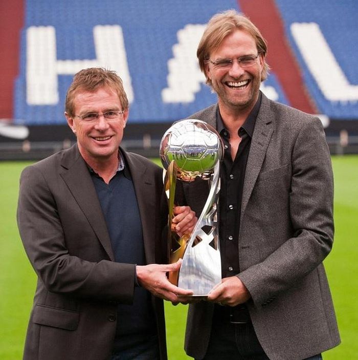 HLV Rangnick được coi là người truyền cảm hứng cho HLV J. Klopp