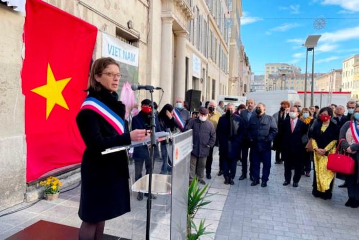 Phó Thị trưởng Marseille Audrey Garino.
