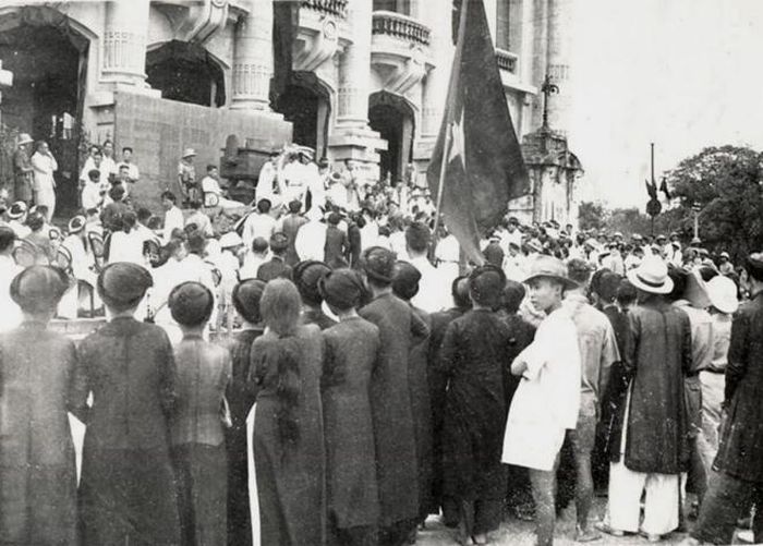 Tuần Lễ Vàng, Hà Nội, 1945