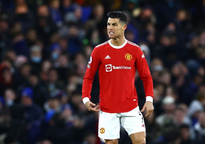  Ronaldo cần thêm 3 Quả bóng vàng mới có thể vượt qua Messi. Đây là điều khó xảy ra khi CR7 đã 36 tuổi. Ảnh: Reuters. 