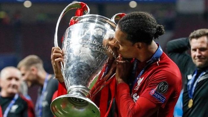 Chức vô địch C1 không thể giúp Van Dijk giành QBV