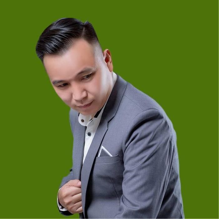 Nhạc sĩ Tô Hiếu xin phép Hoài Linh phổ nhạc bài thơ viết cho cố nghệ sĩ Chí Tài