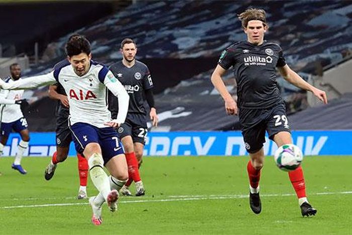  Người hâm mộ chờ mong Tottenham sẽ hồi sinh dưới thời Antonio Conte.