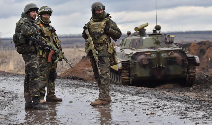 Bà cho biết quân đội Ukraine đang củng cố sức mạnh quân sự, tập trung nhiều binh sĩ và khí tài hạng nặng tại khu vực giới tuyến giao tranh với phe ly khai ở miền đông nước này.