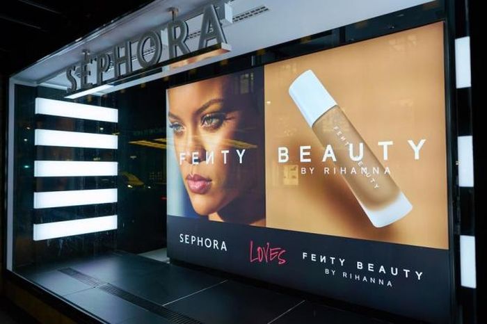 Rihanna thành công với cương vị là một doanh nhân với thương hiệu Beauty Fenty