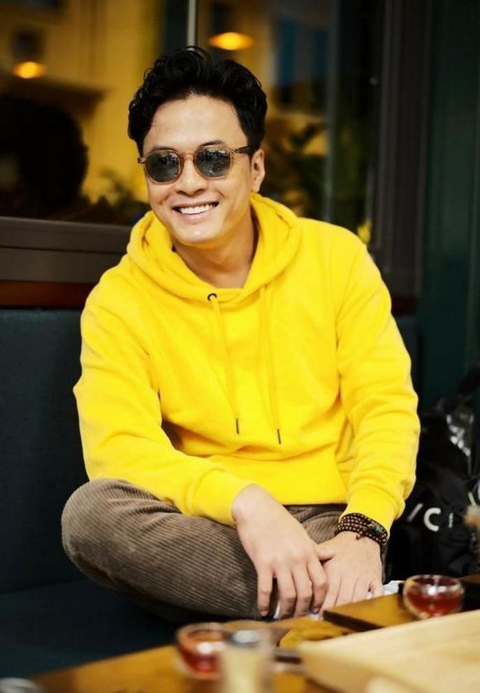 Hồng Đăng đăng ảnh đẹp chào tháng cuối cùng của năm.