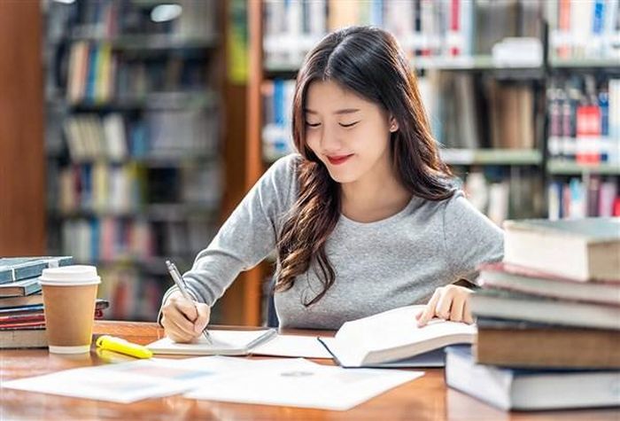 Nền giáo dục của Nhật Bản là một tiêu chuẩn mà nhiều người mong muốn đạt được. Ảnh: Motto
