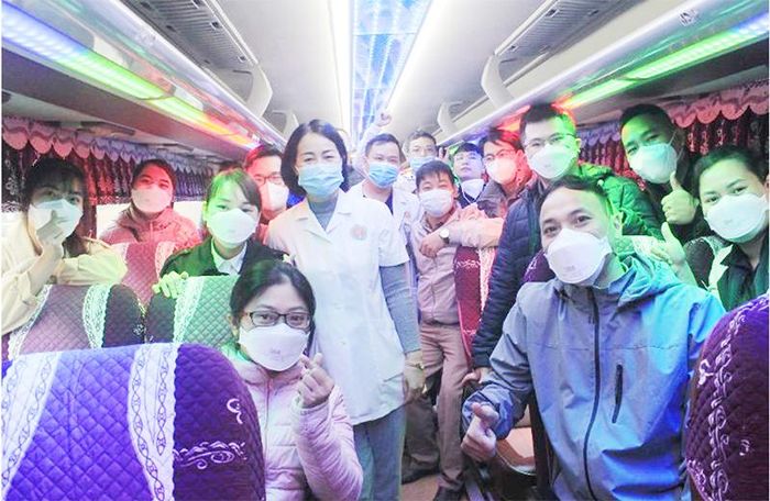 Đoàn công tác sẵn sàng lên đường.