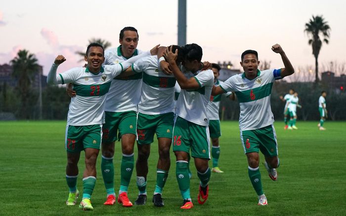 Tuyển Indonesia là một trong những đội có tuổi trung bình trẻ nhất AFF Cup (23,8). Ảnh: Bola.