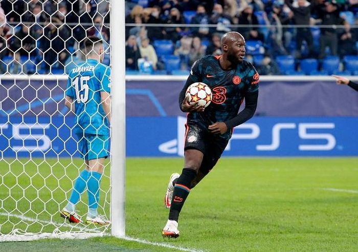 Lukaku ghi bàn gỡ hòa 2-2 ở phút 62